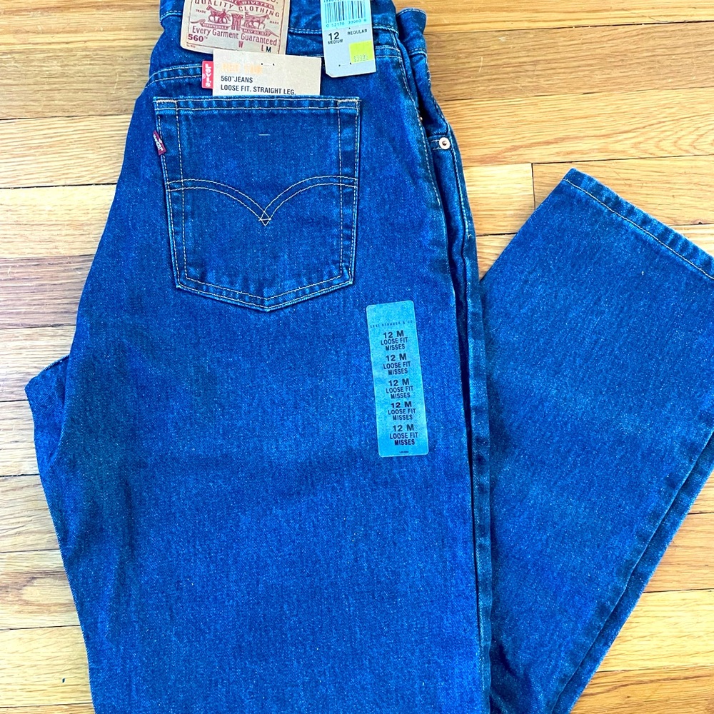 Never worn with tags Levi misses